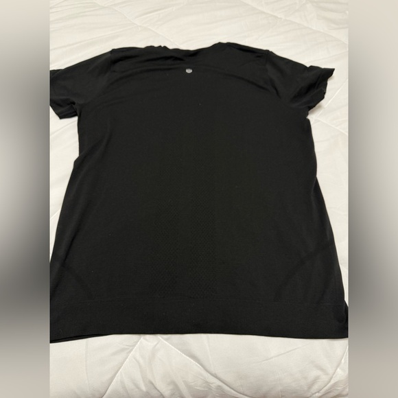 Swiftly Tech Short-Sleeve Shirt 2.0 - Picture 7 of 8